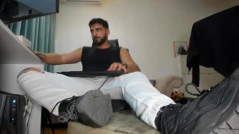 Snapshot of master9four chatting on 09.20.25 Matthew online show from 09.20.25