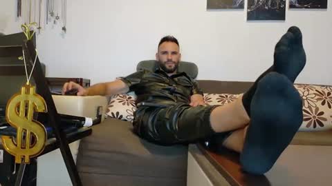 Snapshot of master_roberto333 chatting on 07.19.26 SIR online show from 07.19.26