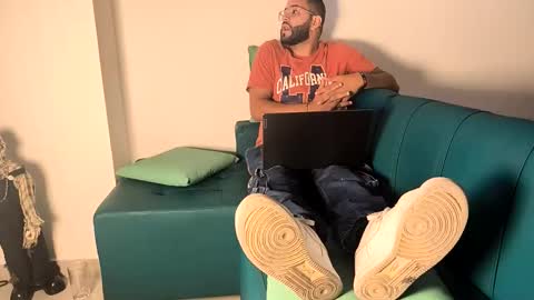 Alex online show from 10.20.25