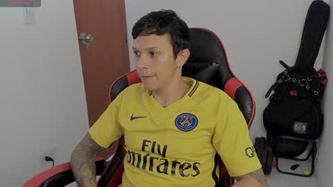 Snapshot of masterdave7 chatting on 09.28.25 Dave online show from 09.28.25