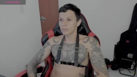 Snapshot of masterdave7 chatting on 11.20.25 Dave online show from 11.20.25