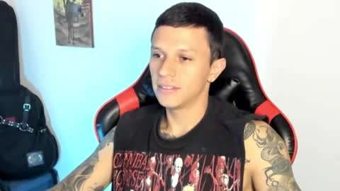 Snapshot of masterdave7 chatting on 02.18.26 Dave online show from 02.18.26