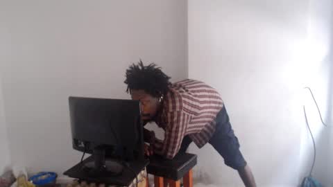 Snapshot of masterdomfuck chatting on 03.27.26 Masterdomfuck online show from 03.27.26