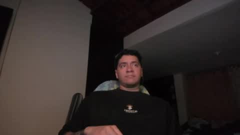 Snapshot of masterjuanc chatting on 05.12.26 Juan Independent Model online show from 05.12.26
