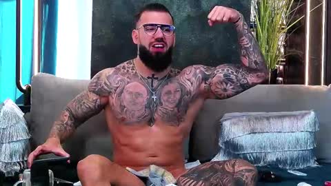 Snapshot of masterkingofmuscle chatting on 03.06.25 masterkingofmuscle online show from 03.06.25