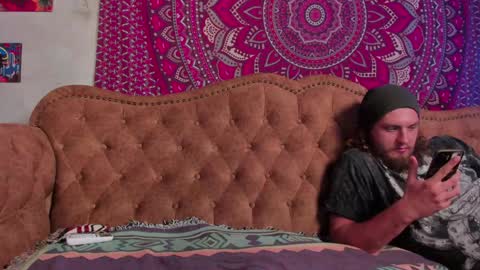 Snapshot of masterr_and_kittyy chatting on 10.05.25 online show from 10.05.25