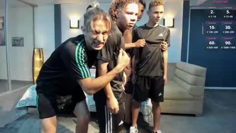 Team Cris Darwin- Fernando- Stiven- David online show from 02.23.25