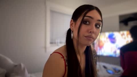 Snapshot of masturbatingmariamiller chatting on 12.19.24 masturbatingmariamiller online show from 12.19.24