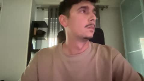 Aaron online show from 11.11.25