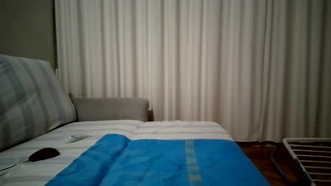 Snapshot of mateo_blu chatting on 11.24.25 Mateo Blu online show from 11.24.25