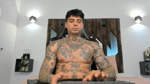 mateo_dilucajs1 online show from 10.01.25