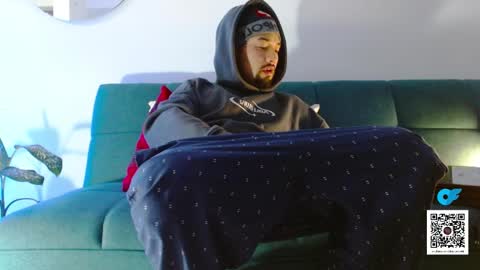 STRURIBE ON INSTAGRAM online show from 11.17.25