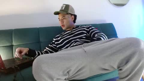 STRURIBE ON INSTAGRAM online show from 01.10.26