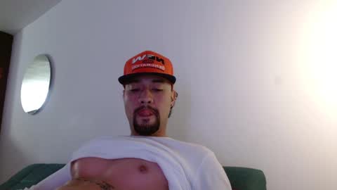 STRURIBE ON INSTAGRAM online show from 03.04.26