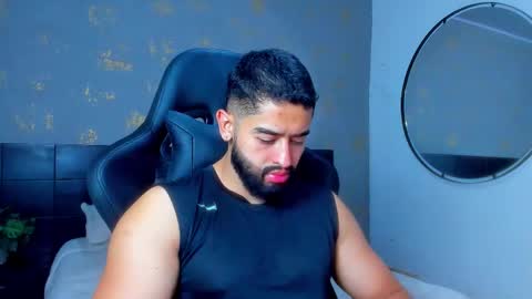 Mathew Flintt  online show from 12.19.25