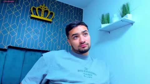 Mathews online show from 11.07.25