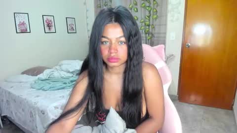 Snapshot of matilde27 chatting on 10.24.25 Daniela online show from 10.24.25