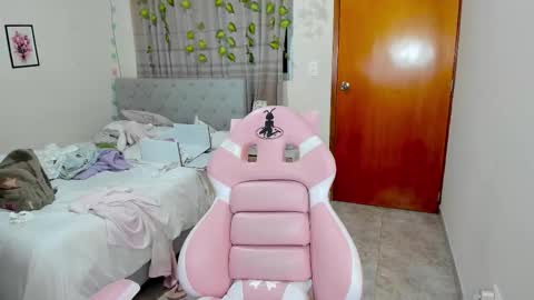 Snapshot of matilde27 chatting on 12.01.25 Daniela online show from 12.01.25