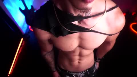 Snapshot of matiusdf chatting on 03.10.25 matius online show from 03.10.25