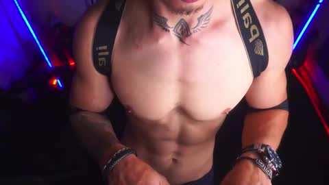 Snapshot of matiusdf chatting on 11.06.25 matius online show from 11.06.25