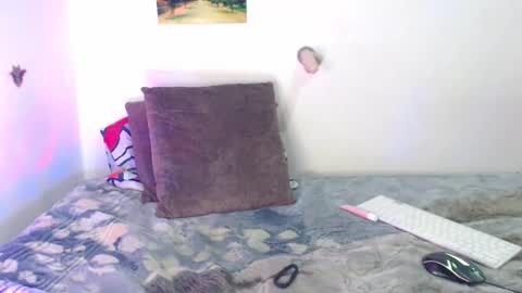 Snapshot of matraves chatting on 10.02.25 matraves online show from 10.02.25