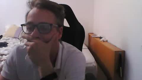 Snapshot of matrixmad chatting on 10.03.25 matrixmad online show from 10.03.25