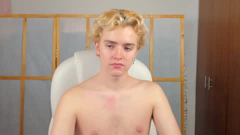 Snapshot of matt_soldi chatting on 12.10.24 Matas online show from 12.10.24