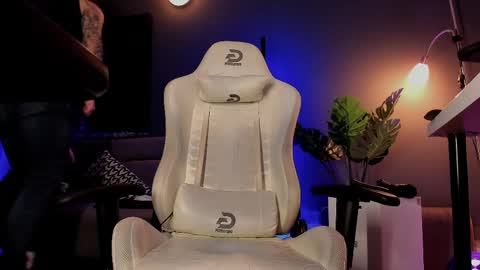 Snapshot of matt_thestud chatting on 03.23.26 Matt online show from 03.23.26