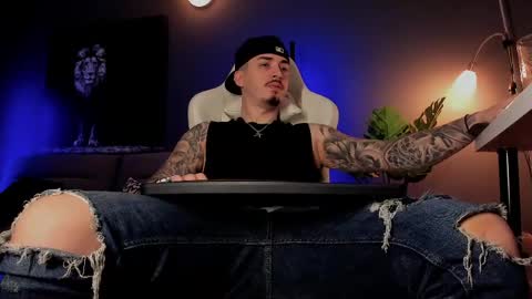 Snapshot of matt_thestud chatting on 04.04.26 Matt online show from 04.04.26