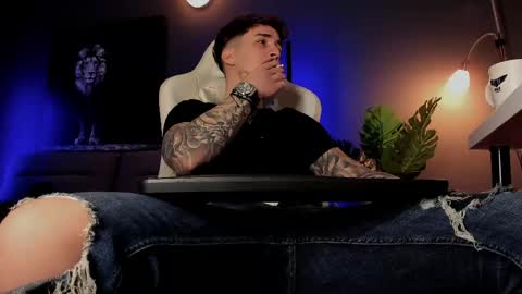 Snapshot of matt_thestud chatting on 04.14.26 Matt online show from 04.14.26