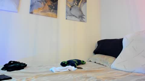 Snapshot of mattbauman94 chatting on 12.18.24 ig mattventure94 online show from 12.18.24