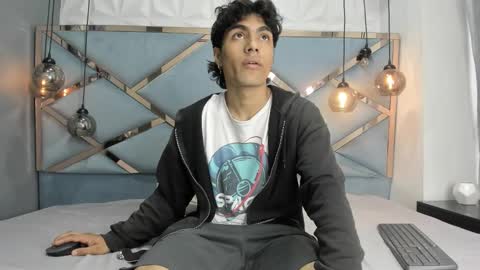 Snapshot of mattfiore chatting on 11.14.25 mattfiore online show from 11.14.25