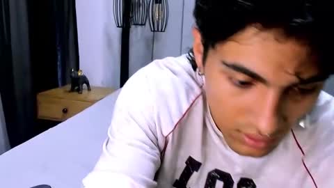 Snapshot of mattfiore chatting on 11.22.25 mattfiore online show from 11.22.25