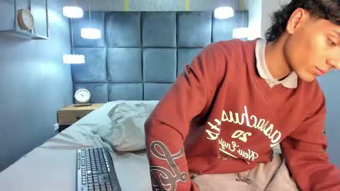 Snapshot of mattfiore chatting on 11.25.25 mattfiore online show from 11.25.25