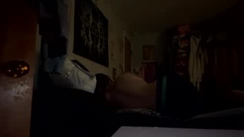 Snapshot of matthewc281 chatting on 11.16.25 matthewc281 online show from 11.16.25