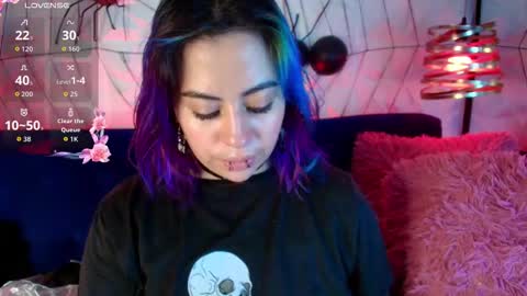 Snapshot of matti_sofia chatting on 11.14.25 TATIANA AND ROUS online show from 11.14.25