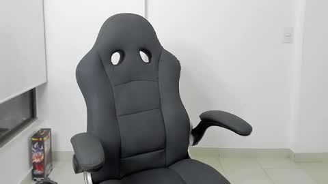 Snapshot of mattia_dupont chatting on 02.14.26 Mattias online show from 02.14.26