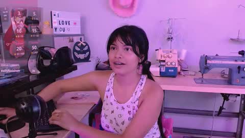 mattilda_18 online show from 10.01.25