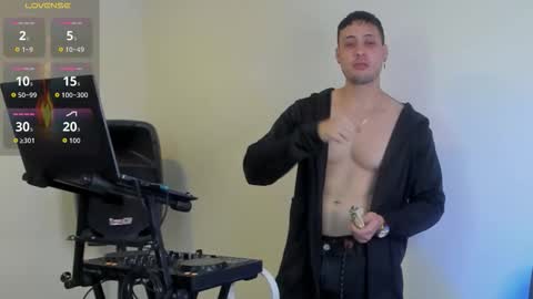 mattsaill_ online show from 09.11.25