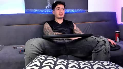 Snapshot of mattytwink69 chatting on 12.21.24 Matt online show from 12.21.24