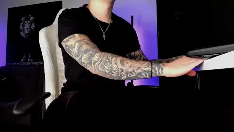 Snapshot of mattytwink69 chatting on 10.30.25 Matt online show from 10.30.25