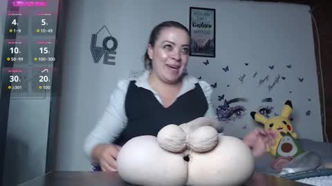 Mature liaa online show from 12.03.25