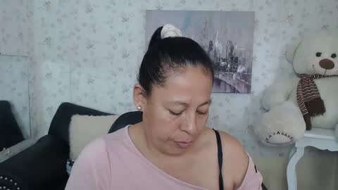 Snapshot of mature_martina_ chatting on 05.25.26 Martina online show from 05.25.26