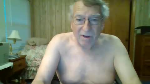 Snapshot of maturecouple1954 chatting on 02.17.25 SXECPL55 at G mail Dot Com online show from 02.17.25