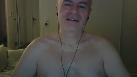 Snapshot of maturehotman chatting on 02.09.25 maturehotman online show from 02.09.25