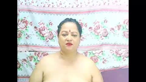 Snapshot of matureindian654u chatting on 03.09.26 matureindian654u online show from 03.09.26