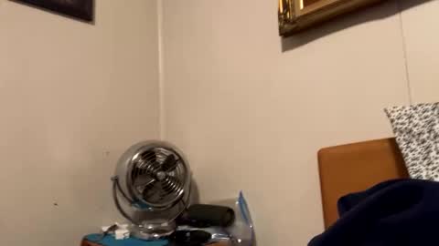 Snapshot of maturejerky chatting on 11.04.25 maturejerky online show from 11.04.25