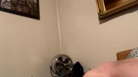 Snapshot of maturejerky chatting on 11.24.25 maturejerky online show from 11.24.25