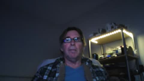 Snapshot of maturewisdom61 chatting on 12.28.24 maturewisdom61 online show from 12.28.24