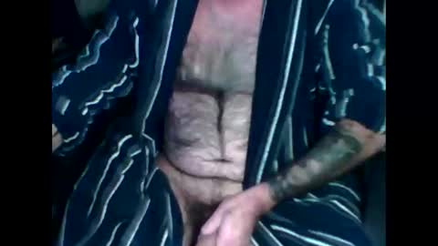 Snapshot of mauni1964 chatting on 12.18.24 mauni1964 online show from 12.18.24